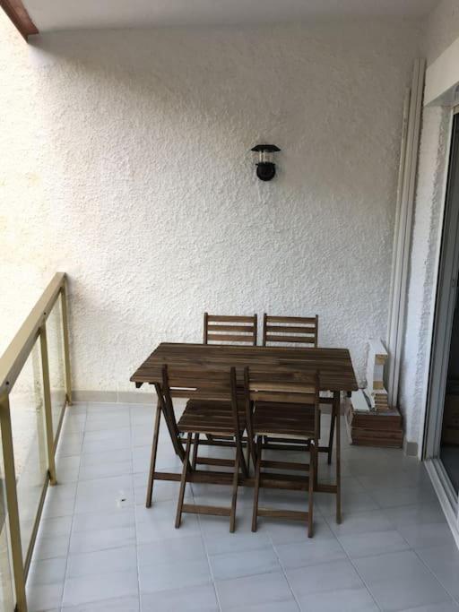 Beach-Lovers - Apartamento 1Era Linia Mar Miami Playa Bagian luar foto