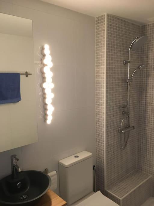 Beach-Lovers - Apartamento 1Era Linia Mar Miami Playa Bagian luar foto