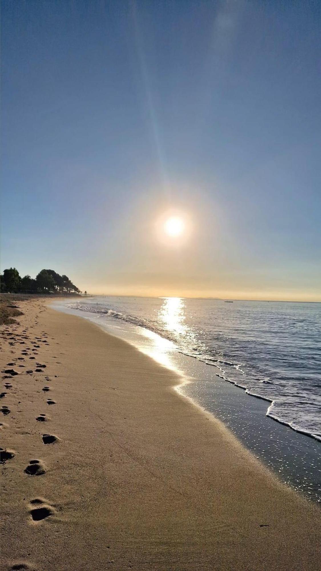 Beach-Lovers - Apartamento 1Era Linia Mar Miami Playa Bagian luar foto